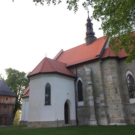 Dom Pod Orzechem Villa Lapczyca Exterior photo